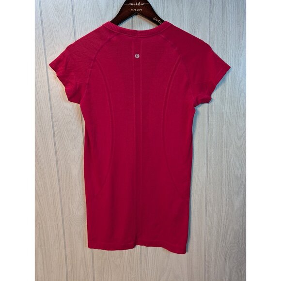 Lululemon Women's Size 8 Hot Pink Swiftly Tech Short Sleeve Activewear T-Shirt - Picture 4 of 7